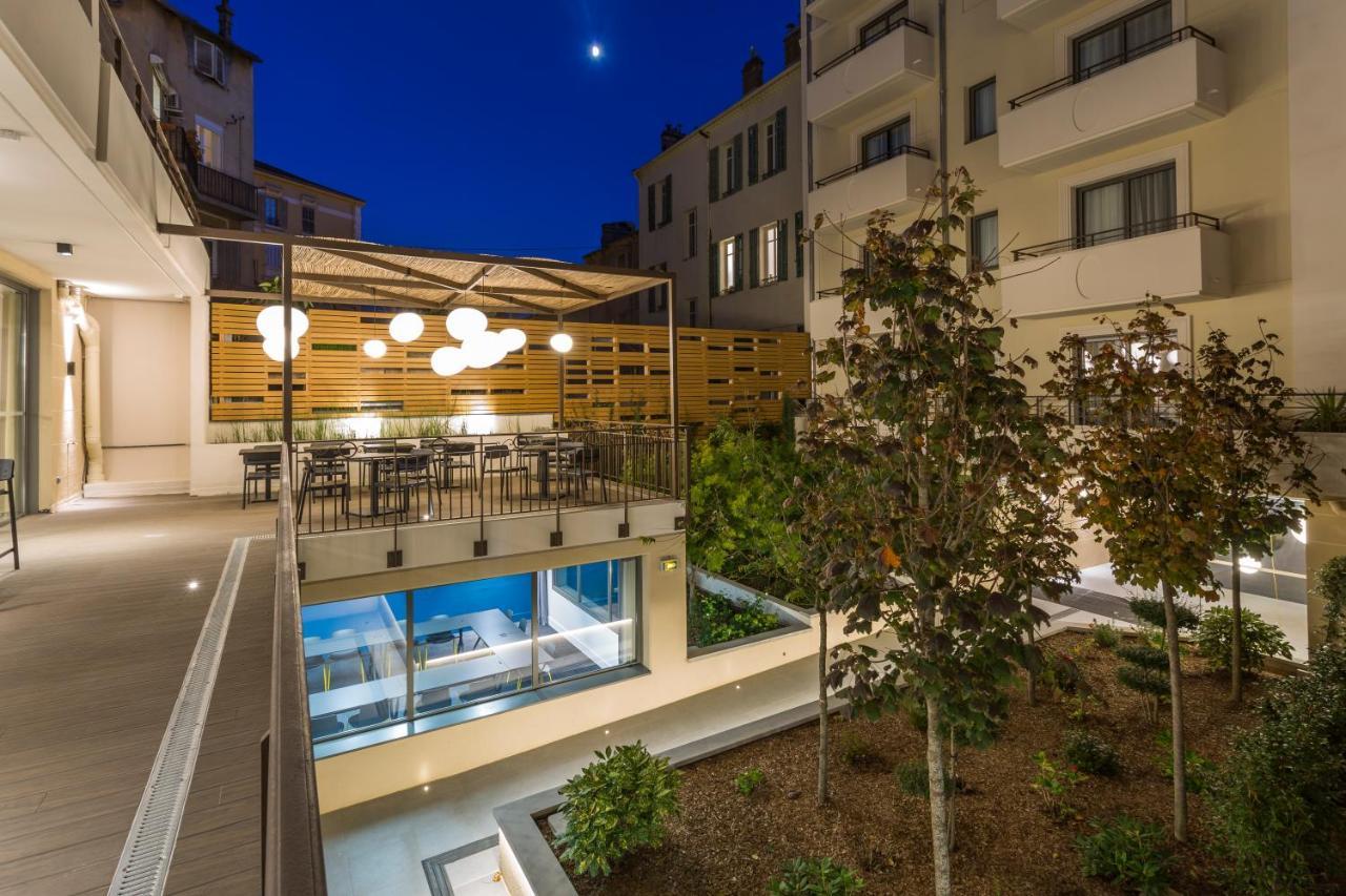 Nemea Palais Aparthotel 4*